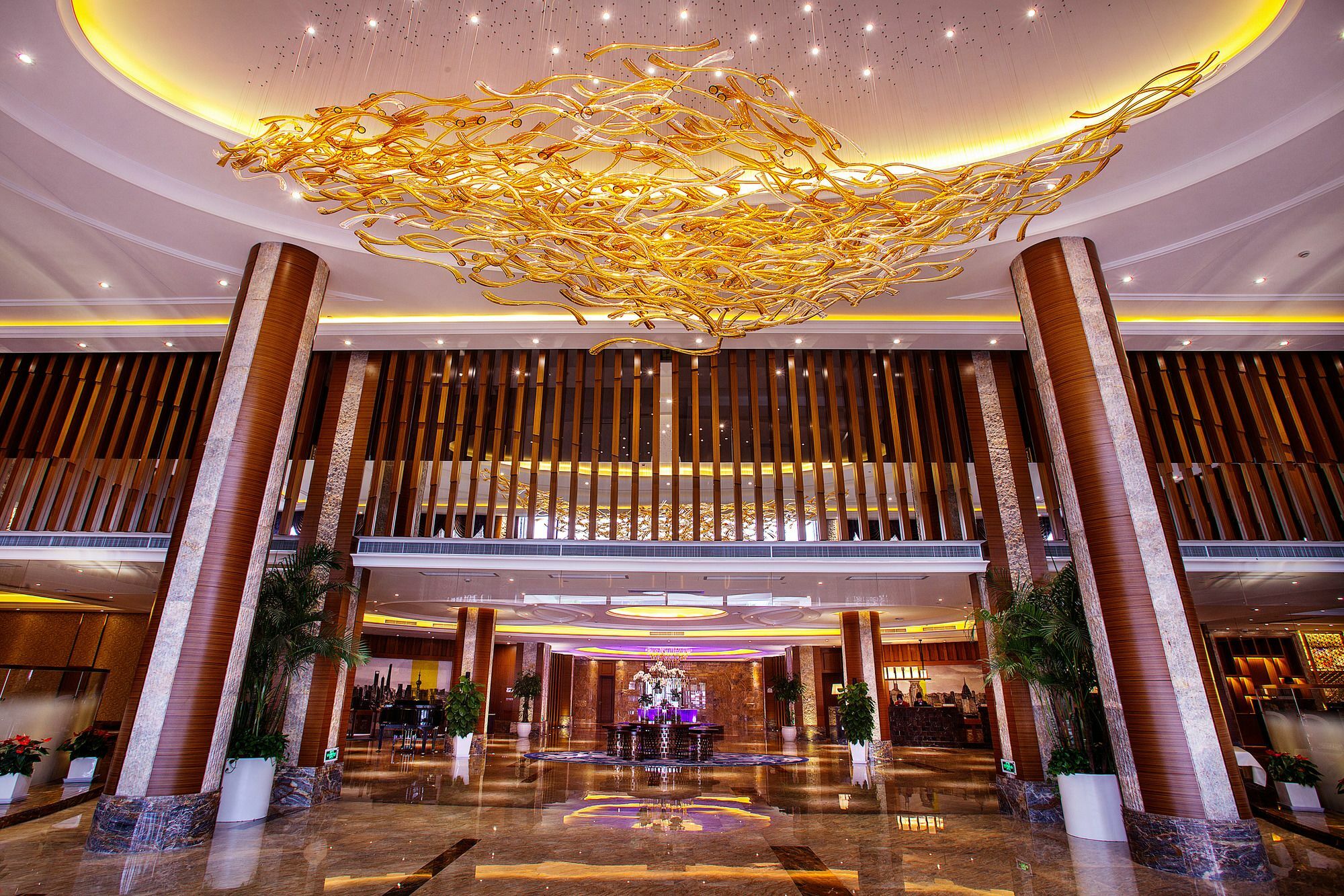 Ramada Shanghai East-Pudong International Airport Exterior foto